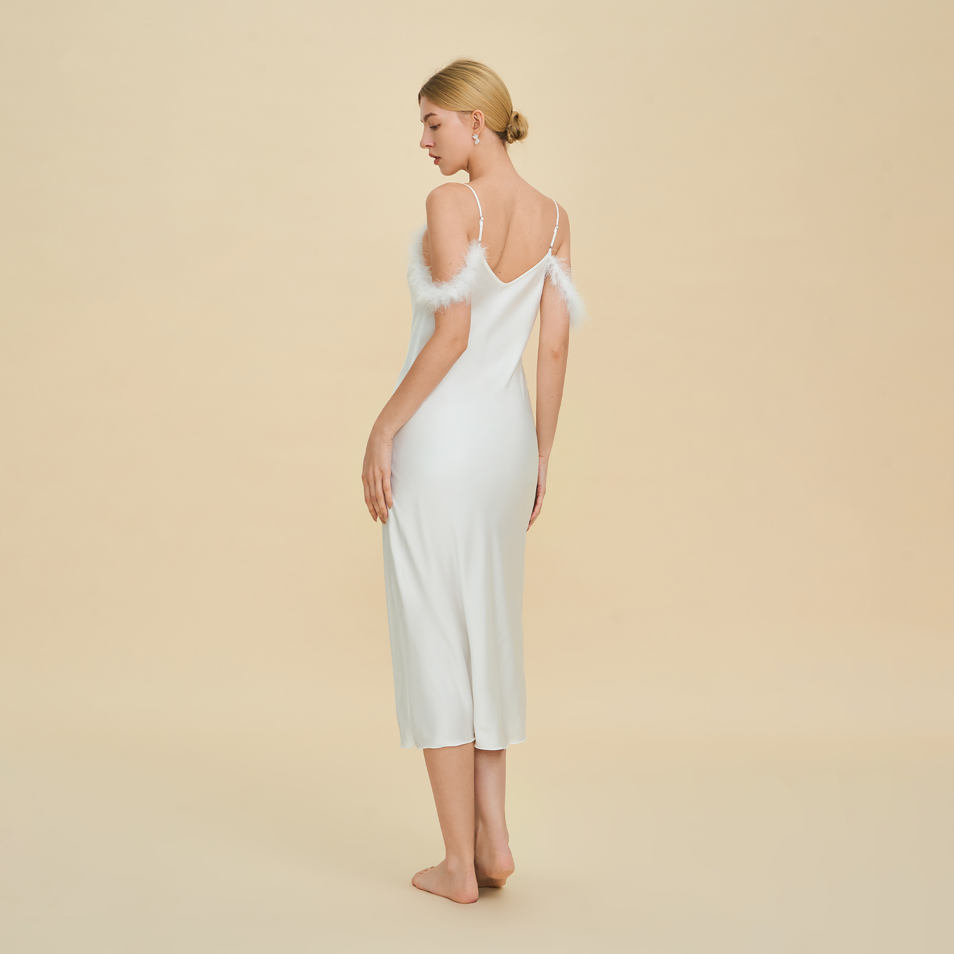 Sexy One-shoulder Nightgown with Straps - Image 3