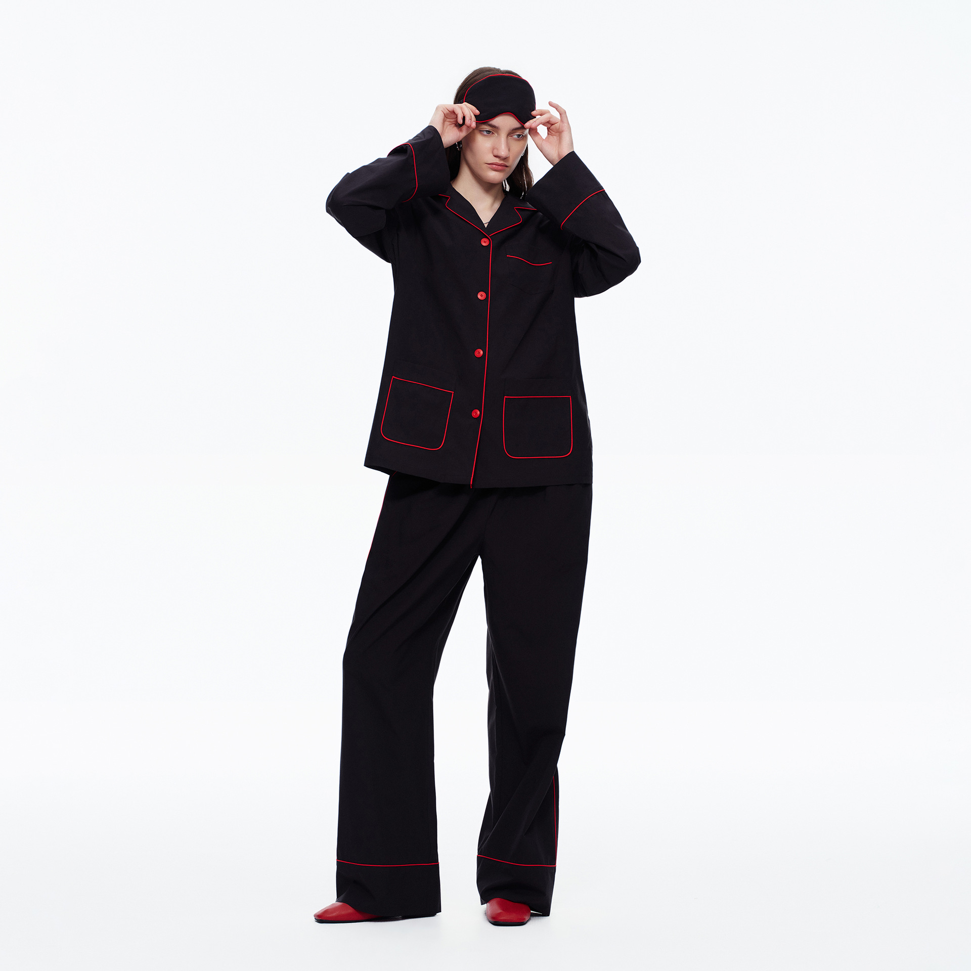 Elegant Long Sleeve Pajama Set for Women - Image 3